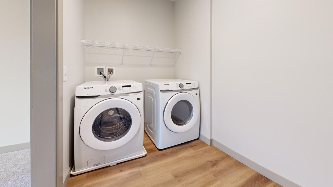 Ladder 260 apartment interior with washer and dryer